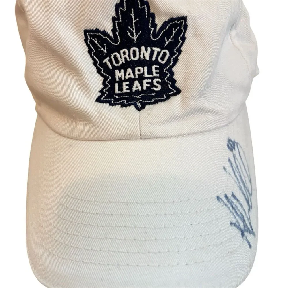 Kyle Wellwood Signed Toronto Maple Leafs Hat Autographed Vintage White Cap NHL 8